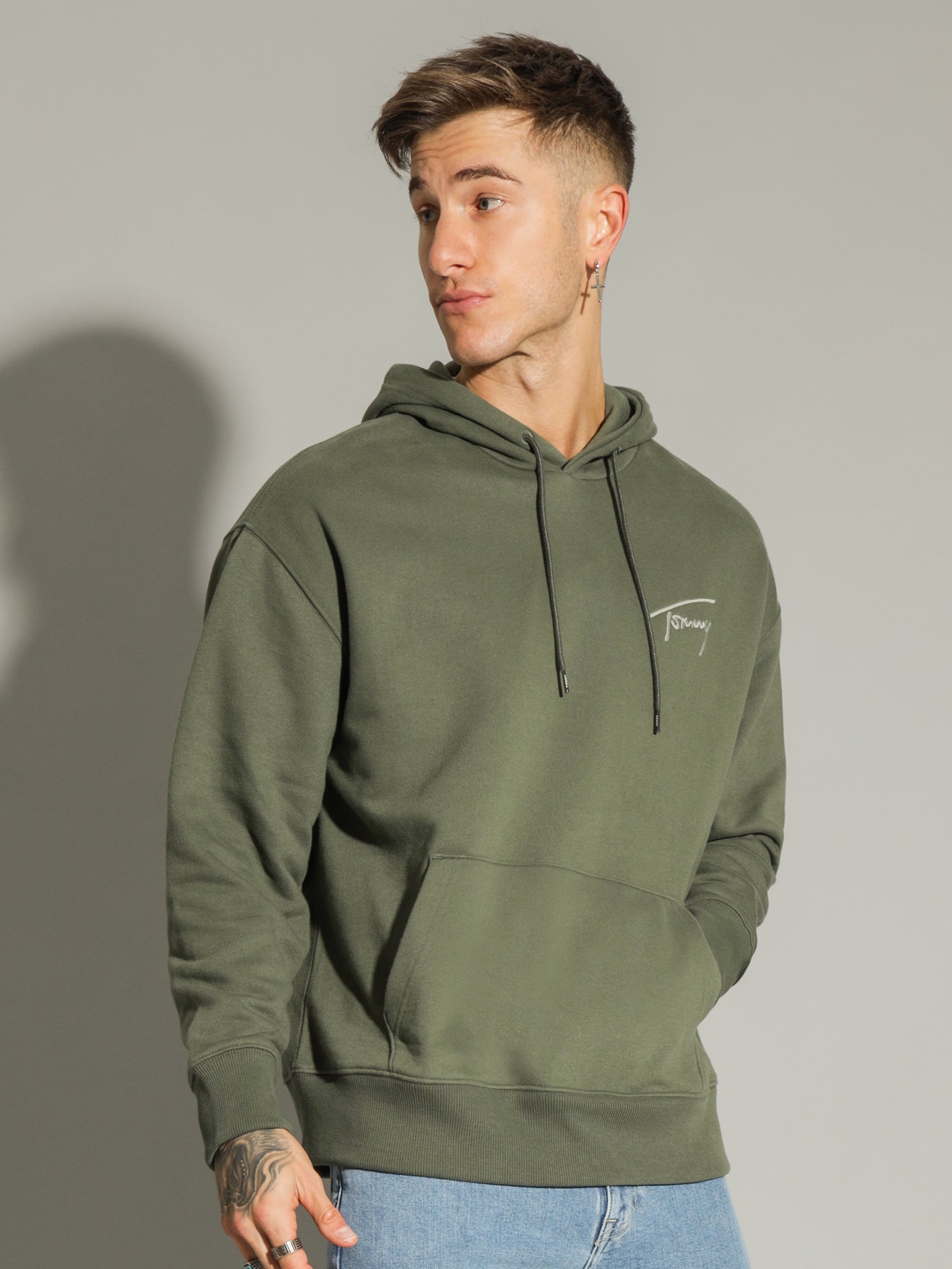 Tommy signature hoodie Clearance